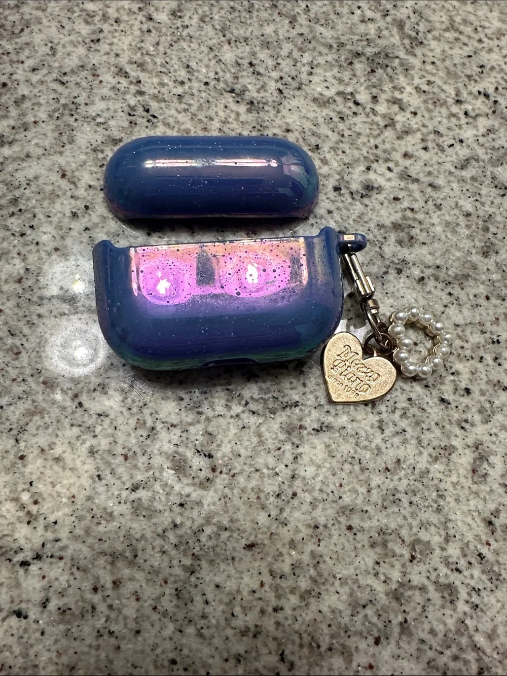 Mezzo Piano Air Pod Pro Hard Protection Case with Purplish blue Iridescent Finis
